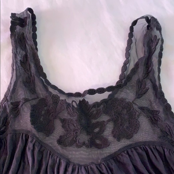 Tank top - Picture 2 of 3